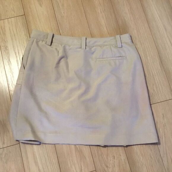 NWOT IZOD Golf Classics Women’s Sz 6 Skort in Kaki/Tan. - Picture 4 of 10